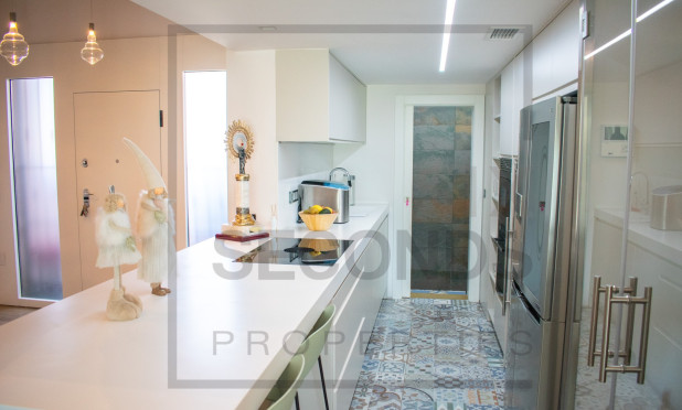 Resale - Villa - Algorfa - La Finca Golf Resort