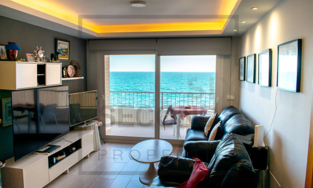 Resale - Apartment / flat - Torrevieja - Playa del Cura