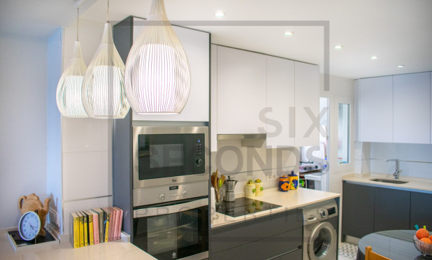 Resale - Apartment / flat - Torrevieja - Playa del Cura