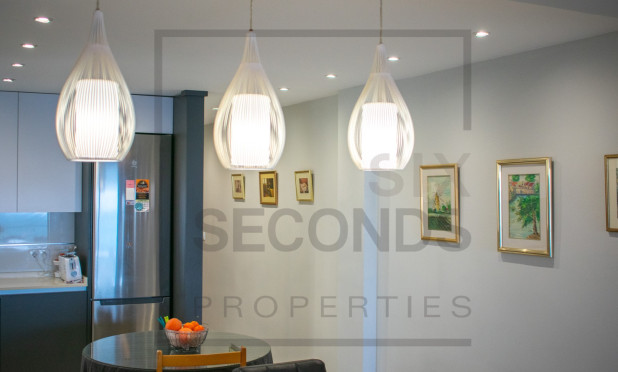 Resale - Apartment / flat - Torrevieja - Playa del Cura