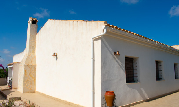 Resale - Villa - Guardamar del Segura - El Raso