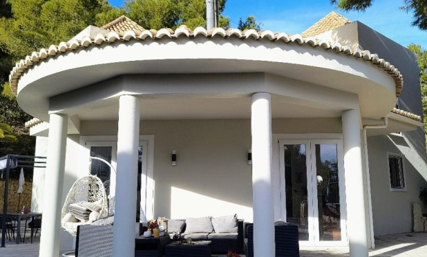 Resale - Villa - Altea - Marina Baja