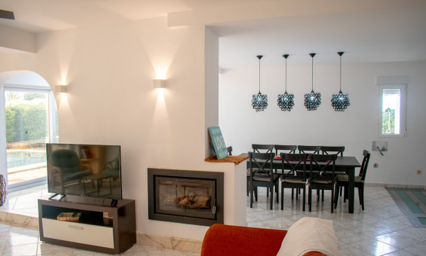 Resale - Villa - Cartagena - La Manga del Mar Menor