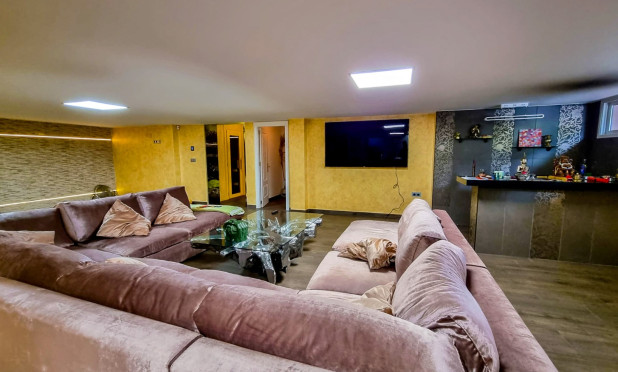 Resale - Villa - Torrevieja - La Mata