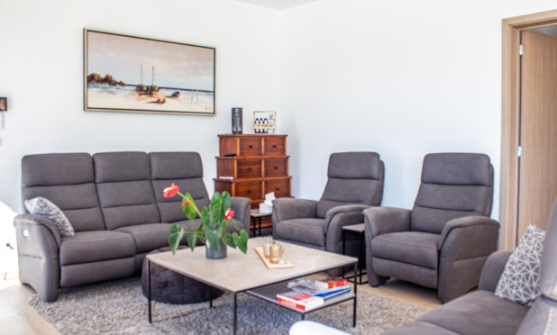 Resale - Semi-detached villa - Torrevieja - La Siesta - El Salado -  Torreta