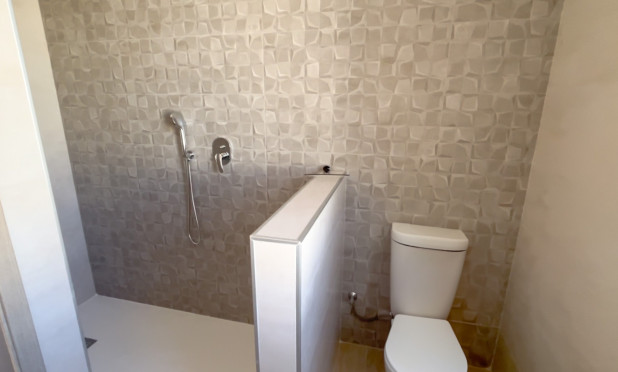 Resale - Semi-detached villa - Torrevieja - La Siesta - El Salado -  Torreta