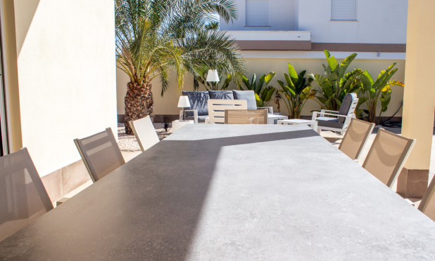 Resale - Semi-detached villa - Torrevieja - La Siesta - El Salado -  Torreta