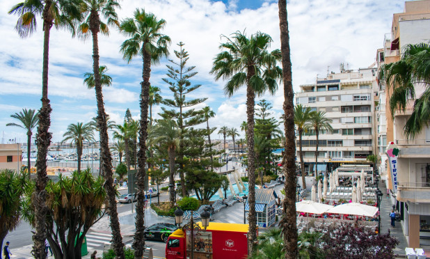 Odsprzedaż - Mieszkanie w bloku - Torrevieja - torrevieja