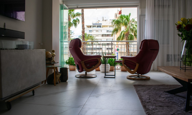 Odsprzedaż - Mieszkanie w bloku - Torrevieja - torrevieja