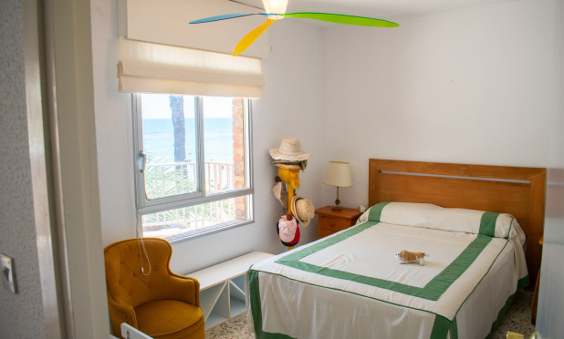 Resale - Apartment / flat - Torrevieja - Playa del Cura