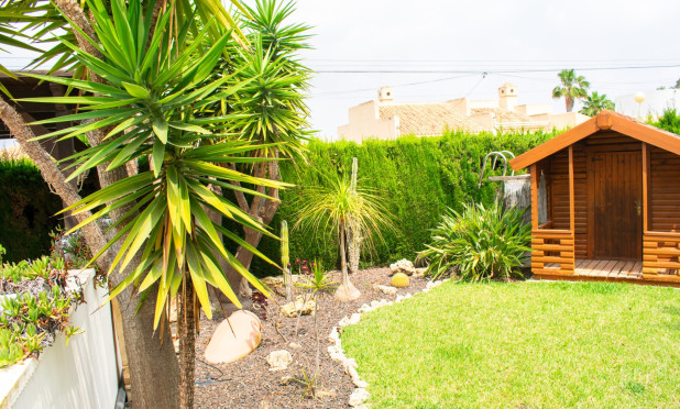 Resale - Villa - Orihuela Costa - Cabo Roig *