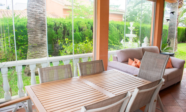 Resale - Villa - Orihuela Costa - Cabo Roig *