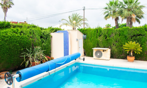 Resale - Villa - Orihuela Costa - Cabo Roig *