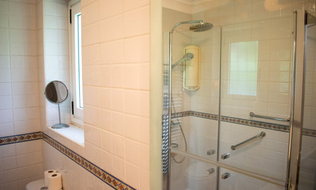 Resale - Villa - Orihuela Costa - Cabo Roig *
