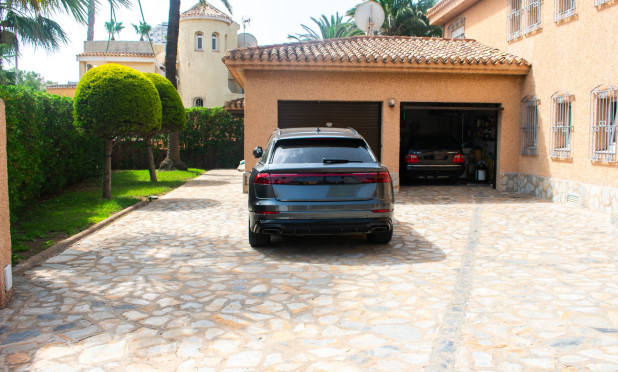 Resale - Villa - Cartagena - La Manga del Mar Menor