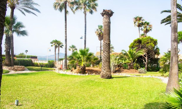 Resale - Villa - Cartagena - La Manga del Mar Menor