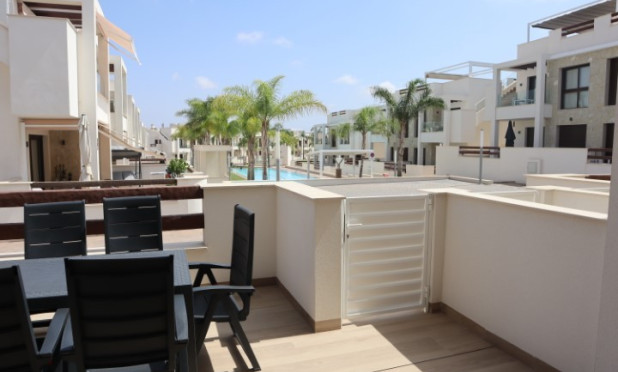 Long Term Rental - Apartment / flat - Torrevieja - Los balcones