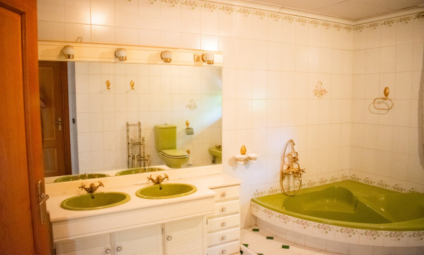 Resale - Villa - Llano de brujas