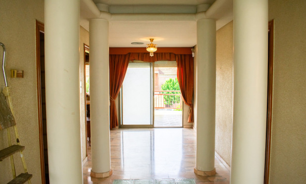 Resale - Villa - Llano de brujas