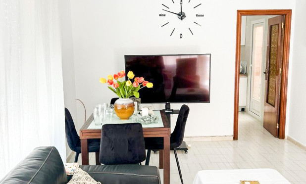 Resale - Townhouse - Torrevieja - Centro