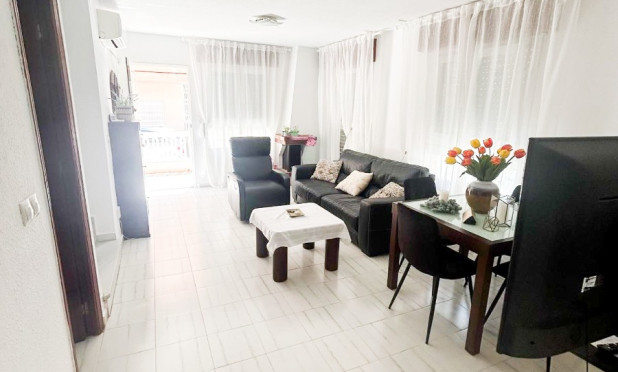 Resale - Townhouse - Torrevieja - Centro