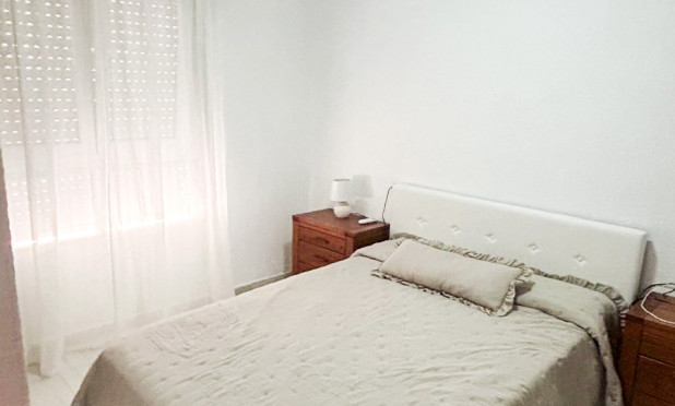 Resale - Townhouse - Torrevieja - Centro