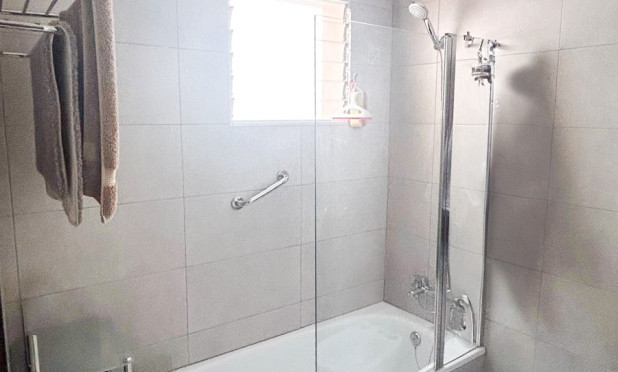 Resale - Townhouse - Torrevieja - Centro