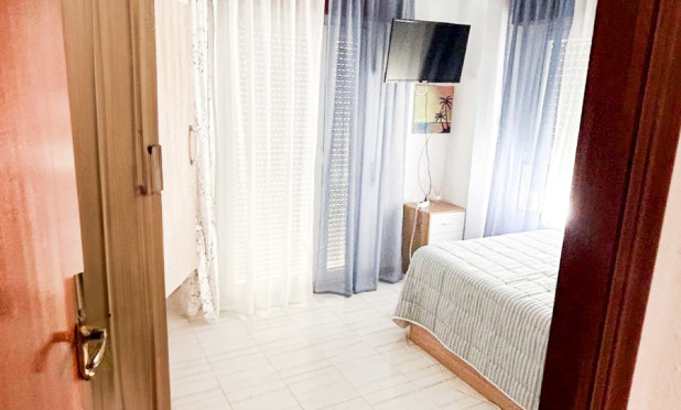 Resale - Townhouse - Torrevieja - Centro