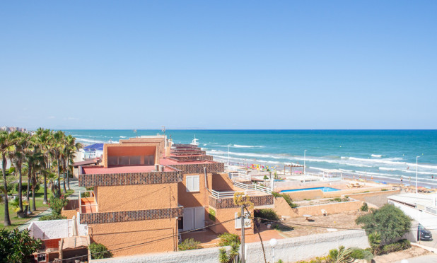 Resale - Apartment / flat - Torrevieja - La Mata