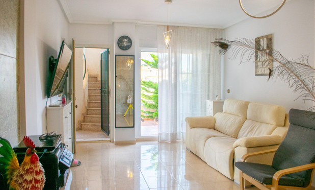 Resale - Apartment / flat - Orihuela Costa - Los Dolses