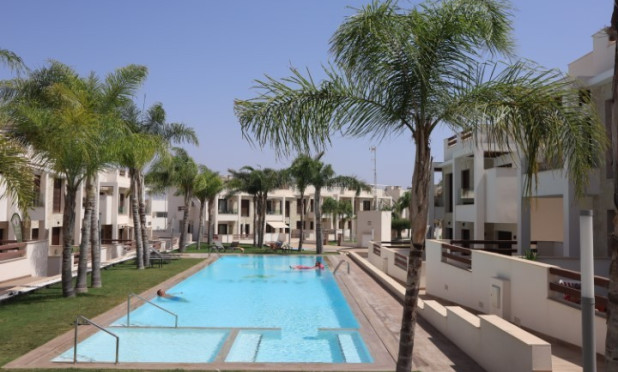 Lange Termijn Verhuur - Appartement / flat - Torrevieja - Los balcones