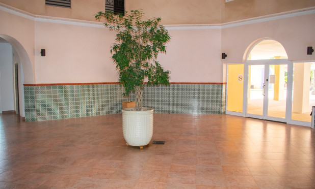 Resale - Apartment / flat - Torrevieja - Playa de los Locos