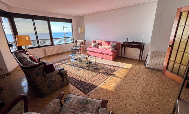 Resale - Apartment / flat - Alicante - Centro