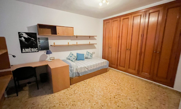 Resale - Apartment / flat - Alicante - Centro