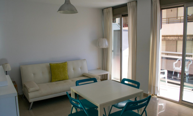 Resale - Apartment / flat - Guardamar del Segura - Pueblo