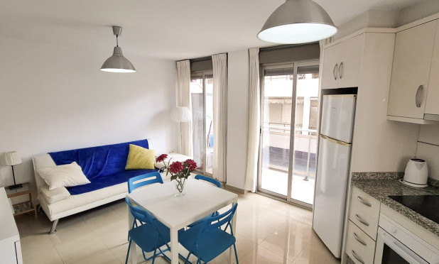 Resale - Apartment / flat - Guardamar del Segura - Pueblo