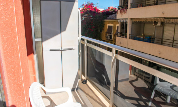 Resale - Apartment / flat - Guardamar del Segura - Pueblo