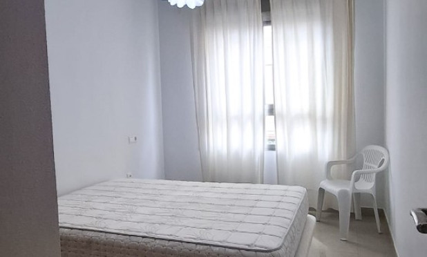 Resale - Apartment / flat - Guardamar del Segura - Pueblo