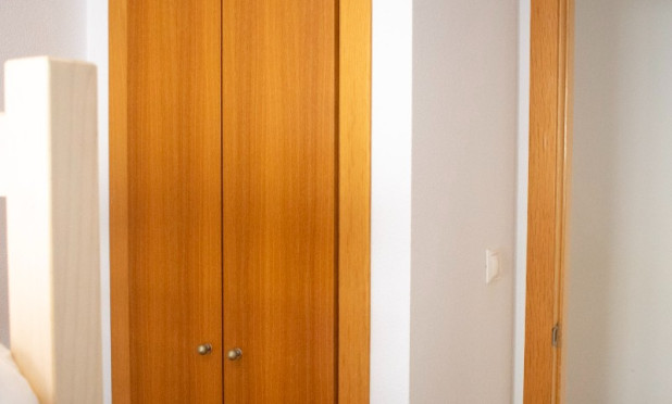 Resale - Apartment / flat - Guardamar del Segura - Pueblo