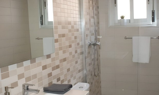 Resale - Apartment / flat - Guardamar del Segura - Pueblo