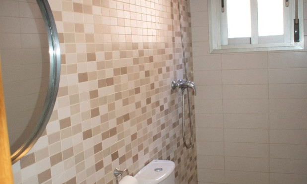 Resale - Apartment / flat - Guardamar del Segura - Pueblo