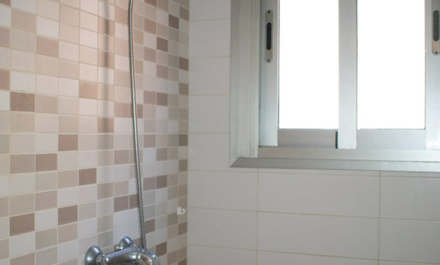 Resale - Apartment / flat - Guardamar del Segura - Pueblo