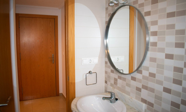 Resale - Apartment / flat - Guardamar del Segura - Pueblo