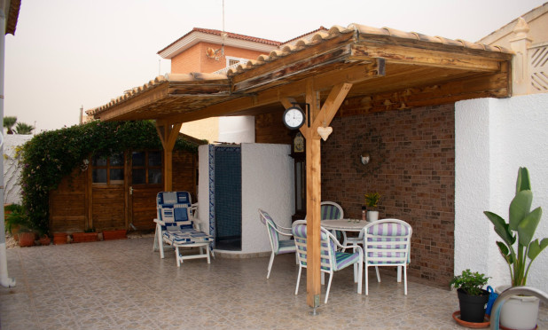 Herverkoop - Villa - Torrevieja