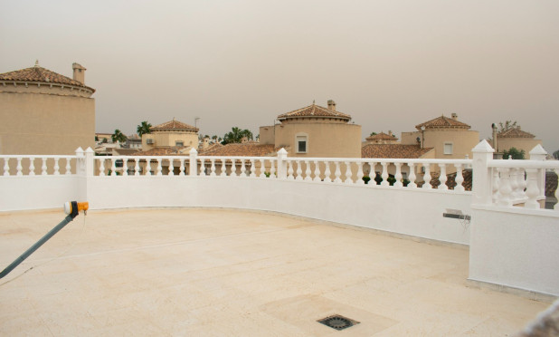 Herverkoop - Villa - Torrevieja