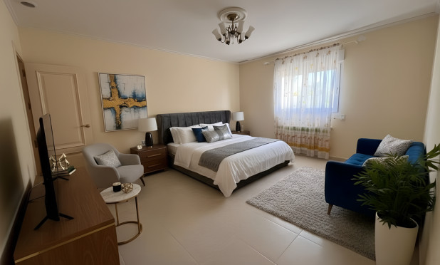 Resale - Villa - Orihuela Costa
