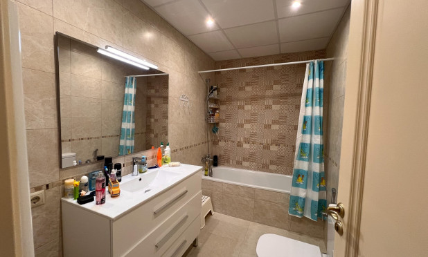 Resale - Villa - Orihuela Costa