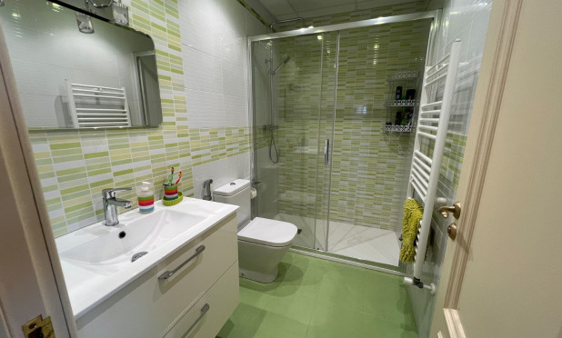 Resale - Villa - Orihuela Costa