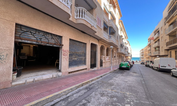 Resale - Commercial premises - Guardamar del Segura - Guardamar