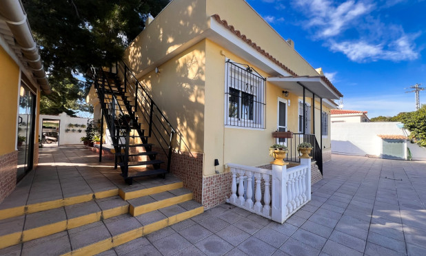 Resale - Finca / Country Property - Alicante - Moralet - Cañada del Fenollar